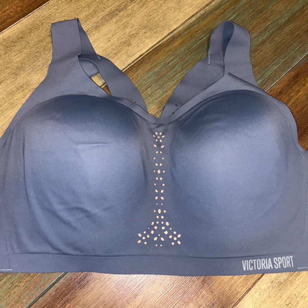 VS Sports Bra